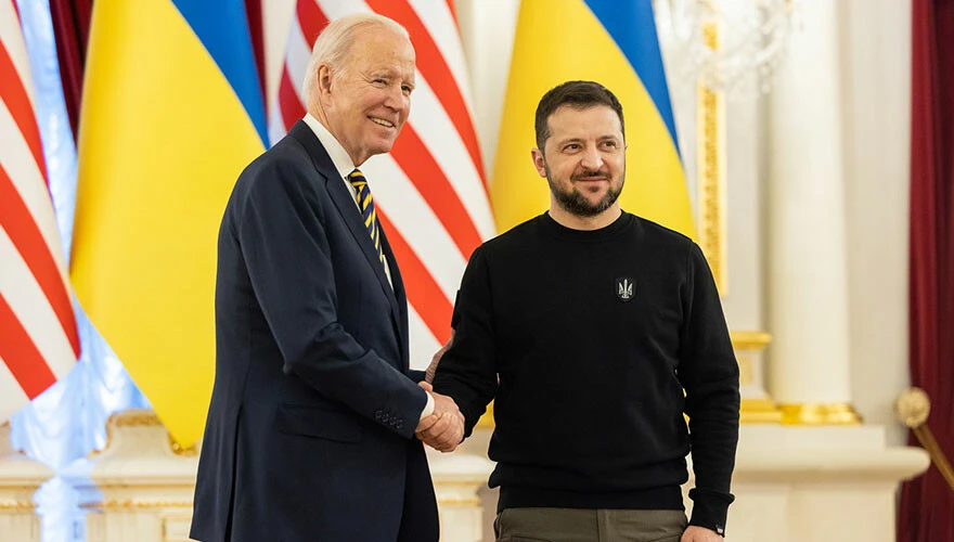 Son dakika! Biden'dan Kiev’e sürpriz ziyaret: Zelenskiy'le görüştü Rusya'ya meydan okudu