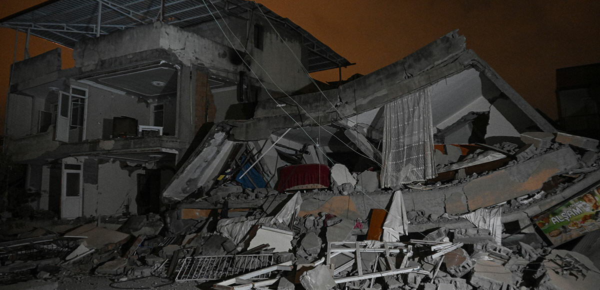 Hatay&#039;daki depremlerin ardından liderlerden mesaj: Yüreğimiz Hatay&#039;da