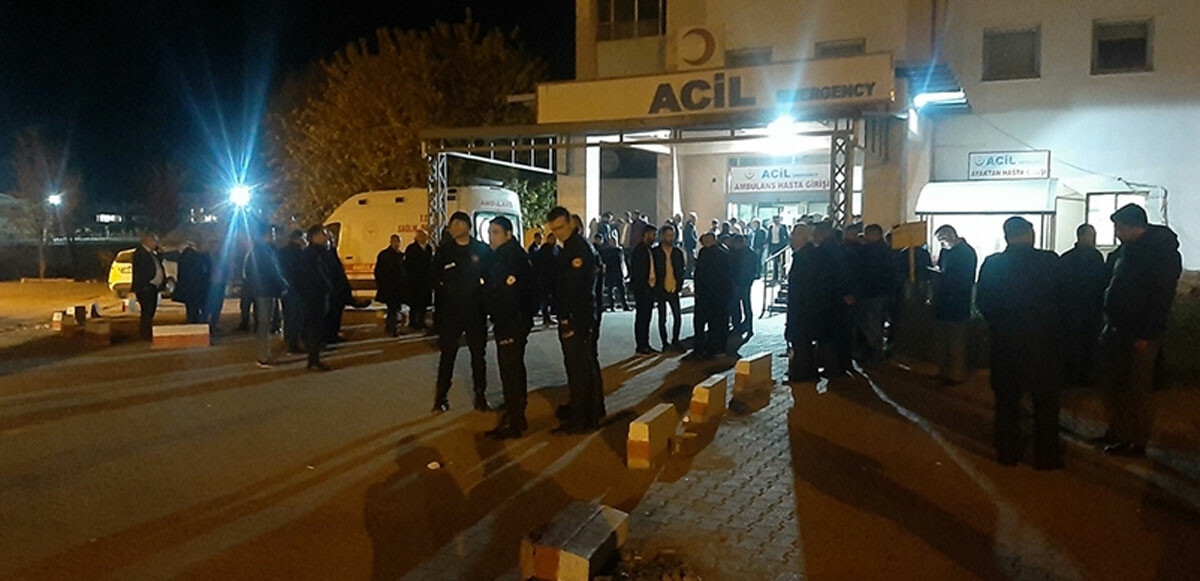 Şırnak&#039;ta askeri araç devrildi: 8 asker yaralandı