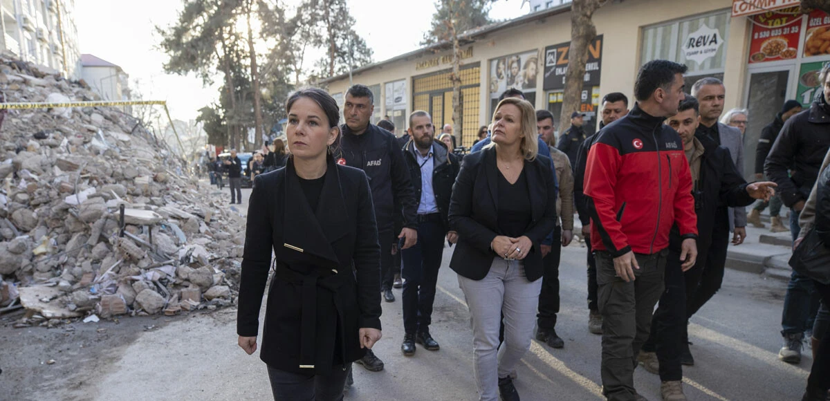 Alman bakanlar deprem bölgesinde: Felaketin boyutu kelimelerle ifade edilemez