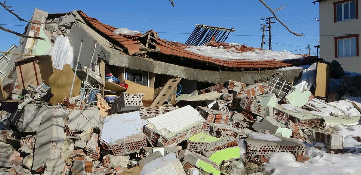 İlk depremden kurtulan aile ikinci depremde hayatını kaybetti