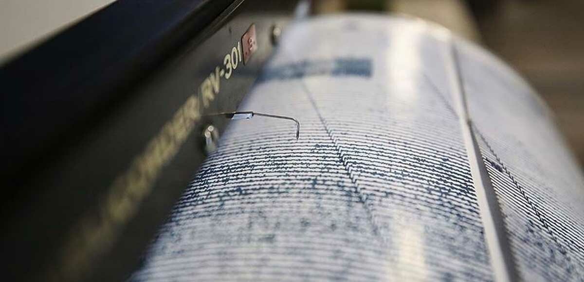 Çin-Tacikistan sınırında 7,2 büyüklüğünde deprem!