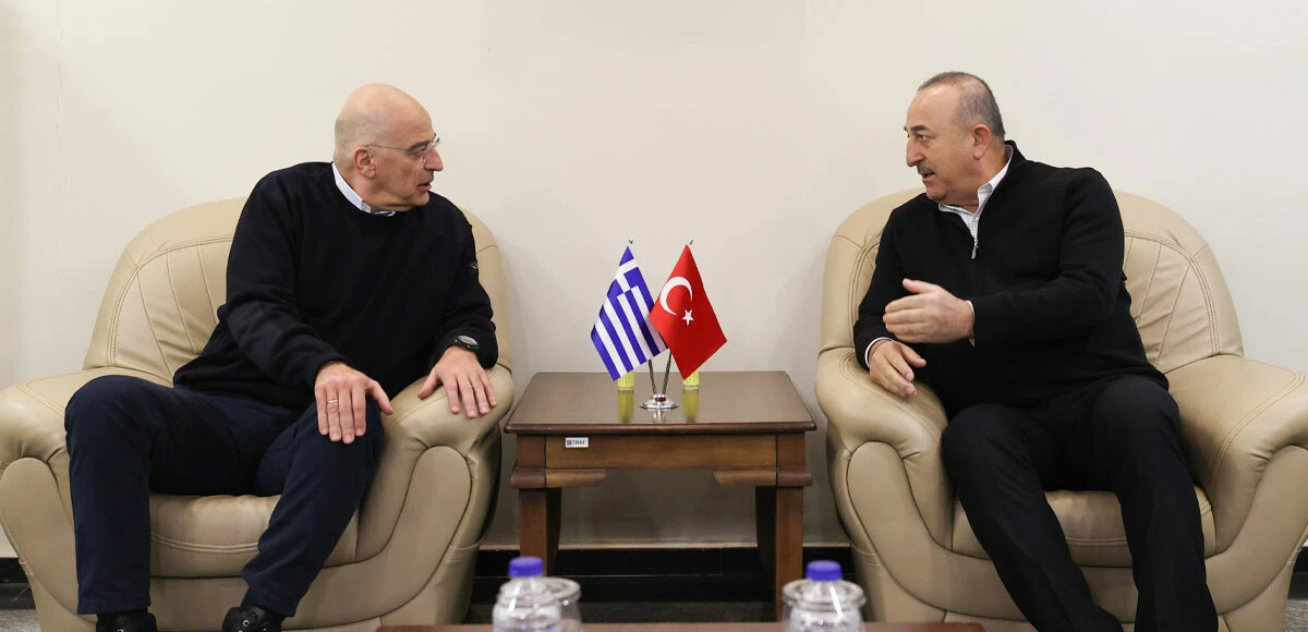 Yunanistan'dan olumlu rüzgarlar! Yunan Bakan Dendias: İki ülkenin de kazandığı çözüm bulunabilir