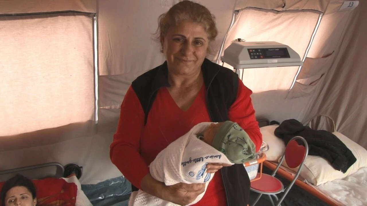 Depremin çocukları... İtalyanların kurduğu 'sahra hastanesinde' 7 bebek dünyaya geldi