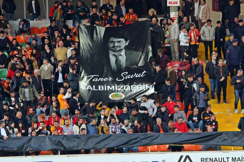 Alanyaspor-Galatasaray maçında duygu dolu anlar