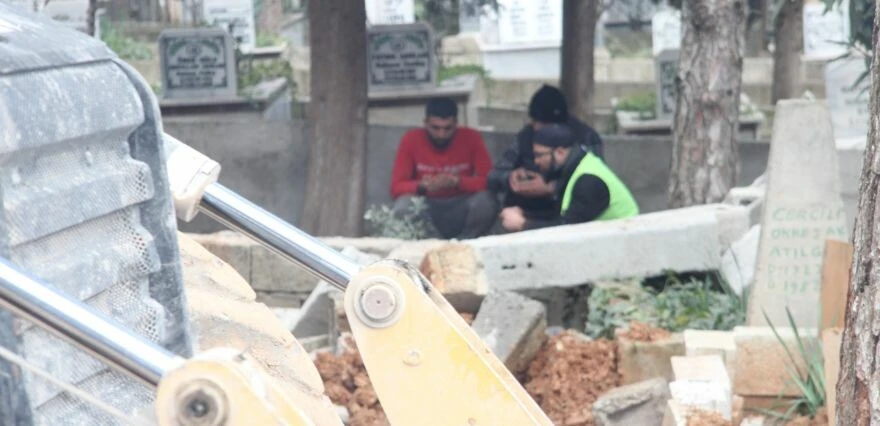 Unutulmayacak kahraman: Depremde 60 kişiyi kurtardı, duvarın altında kalarak hayatını kaybetti