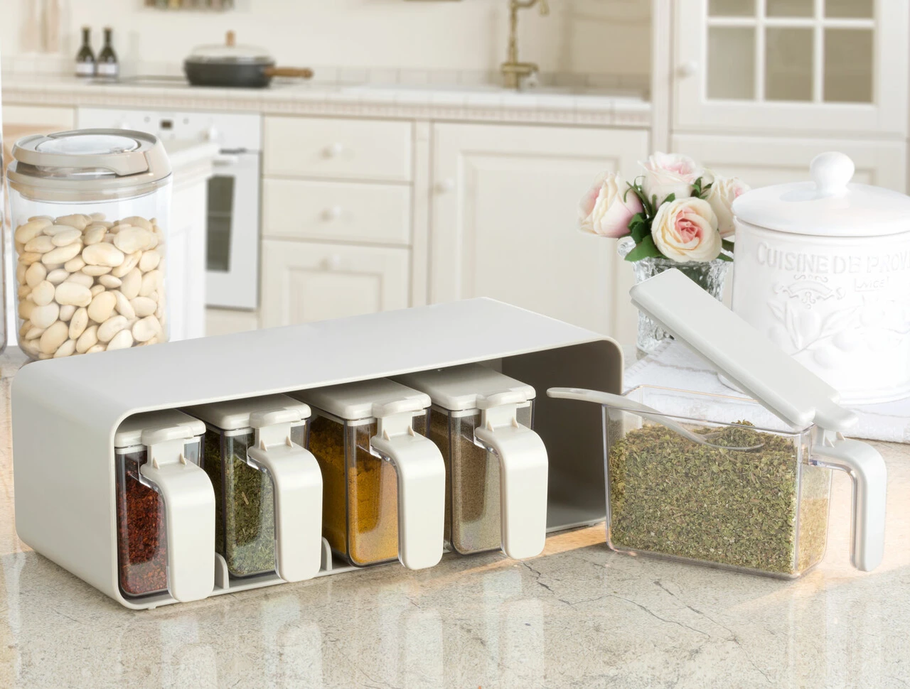 Mutfağınızdaki en büyük bakteri yuvası keşfedildi! İşte en çok zehirlenmeye yol açan asla tahmin edemeyeceğiniz mutfak eşyası