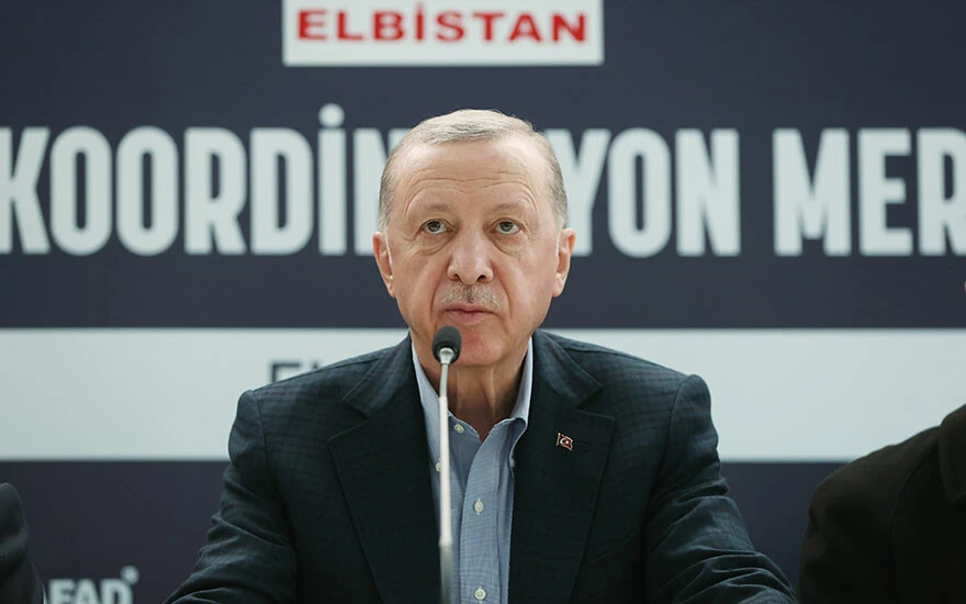 Son dakika! Cumhurbaşkanı Erdoğan'dan muhalefete kentsel dönüşüm tepkisi: Engellemeye çalışan milletimizi sırtından hançerler