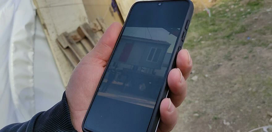 Vicdansızlığın böylesi: Parayı aldıktan sonra telefonları kapattılar! Depremzede vatandaşlar ‘konteyner’ ilanıyla dolandırıldı