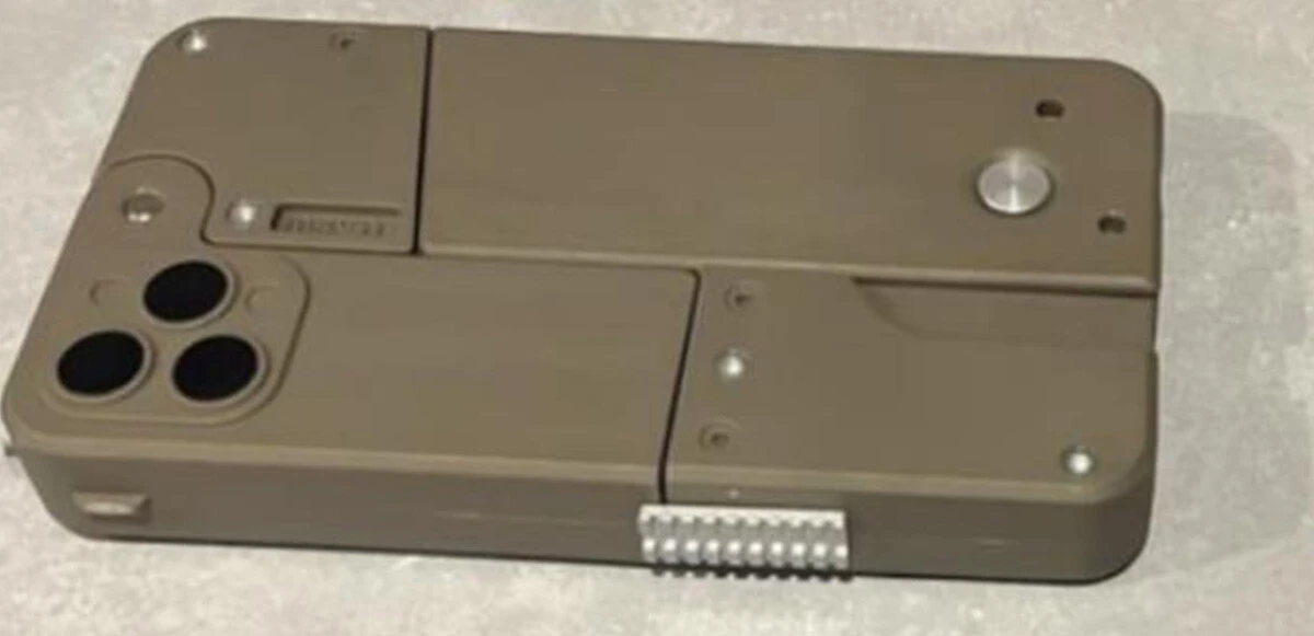 Avustralya'da iPhone şeklinde silah bulundu