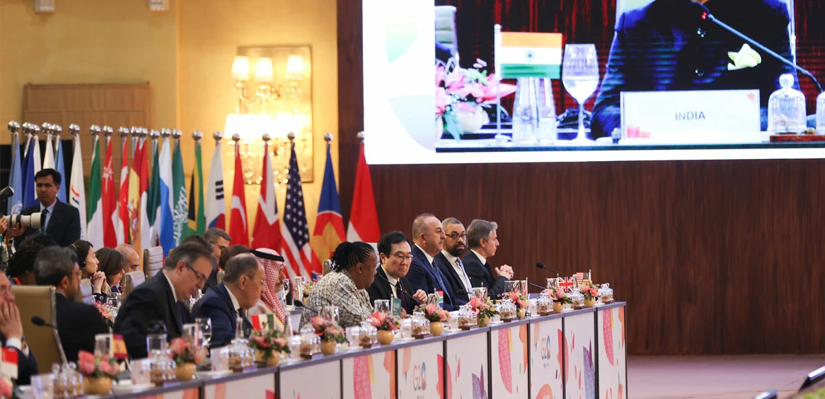 G20 Dışişleri Bakanları Toplantısı depremde hayatını kaybedenlere saygı duruşu ile başladı! Ukrayna gerilimi yaşandı