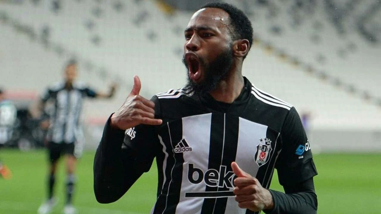 Şenol Güneş yıldız futbolcunun biletini kesti: "Disiplinsiz ve verimsiz"