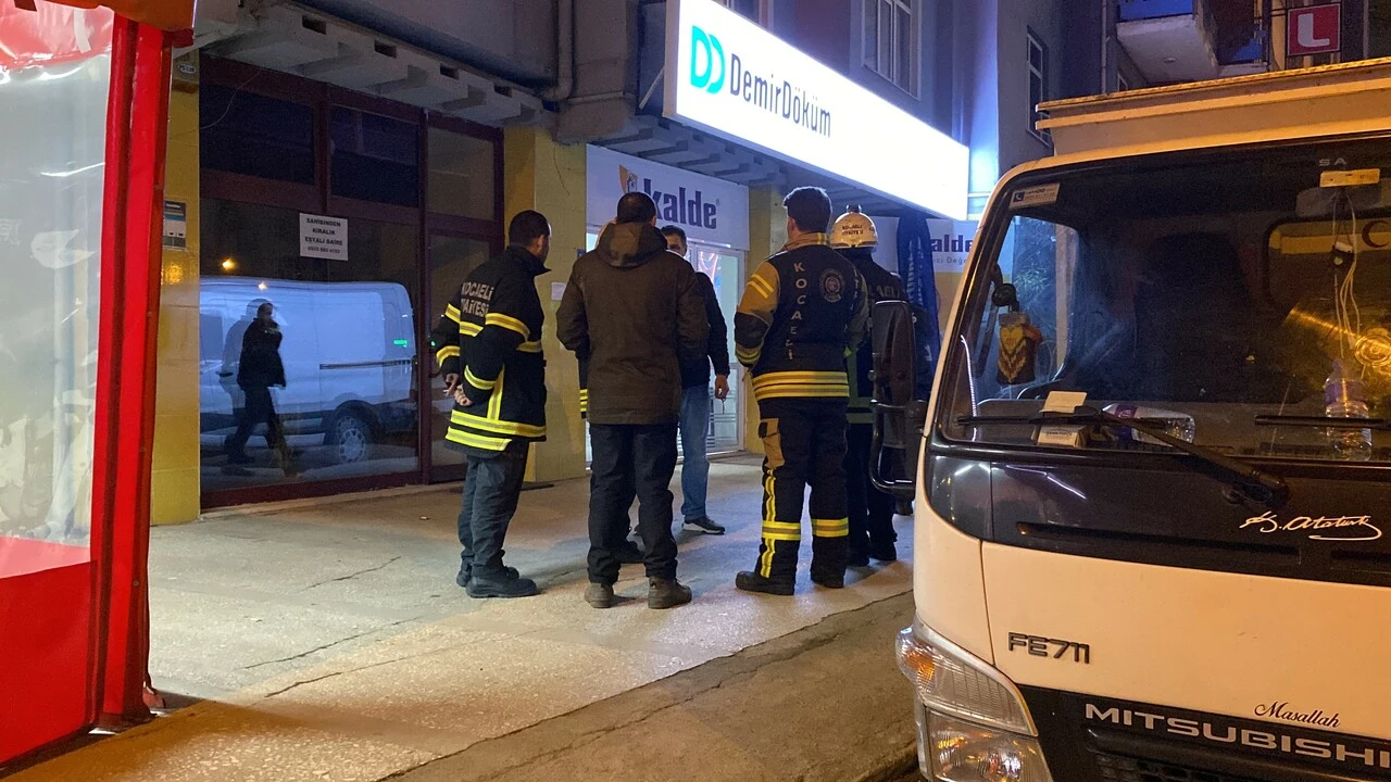 Banyodan gelen kötü kokular 4 işçiyi zehirledi