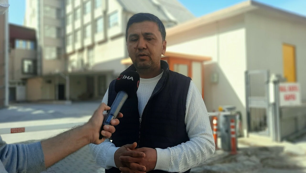 Depremde öldü sanılan çocuğu morgda kurtardı: O geceyi bir ömür unutmayacağım