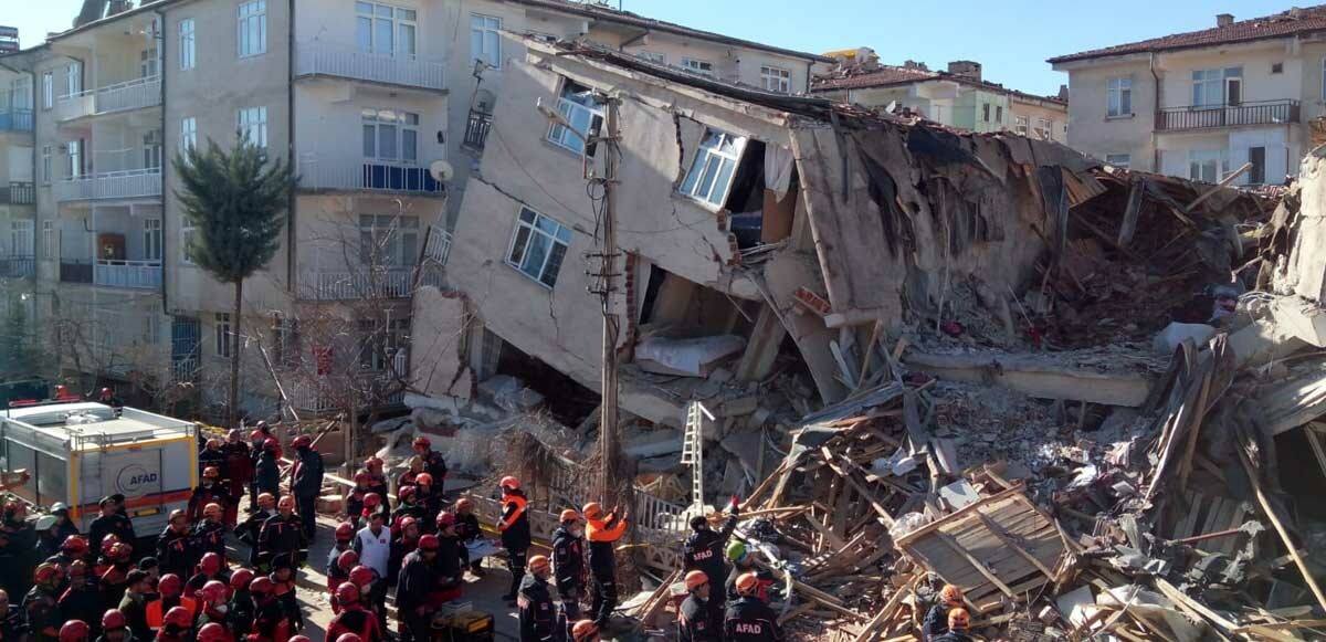 Tekirdağ Valiliği gündem olan skandal ile ilgili açıklama yaptı: Yardım malzemeleri evinden çıkan emniyet müdürü açığa alındı