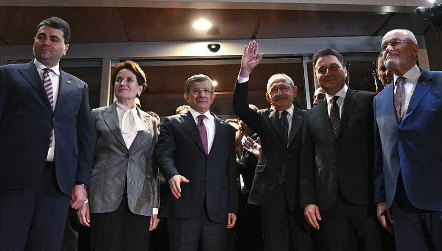 Ali Babacan'dan Ekrem İmamoğlu ve Mansur Yavaş yorumu: Herkesin içine sinen bir çözüm
