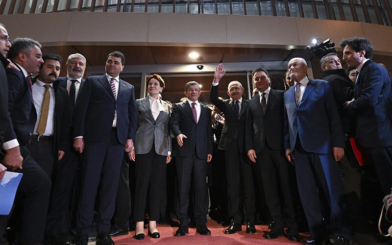 Selahattin Demirtaş'tan Meral Akşener'e açık mektup! İttifak için şartlarını 4 maddede sıraladı