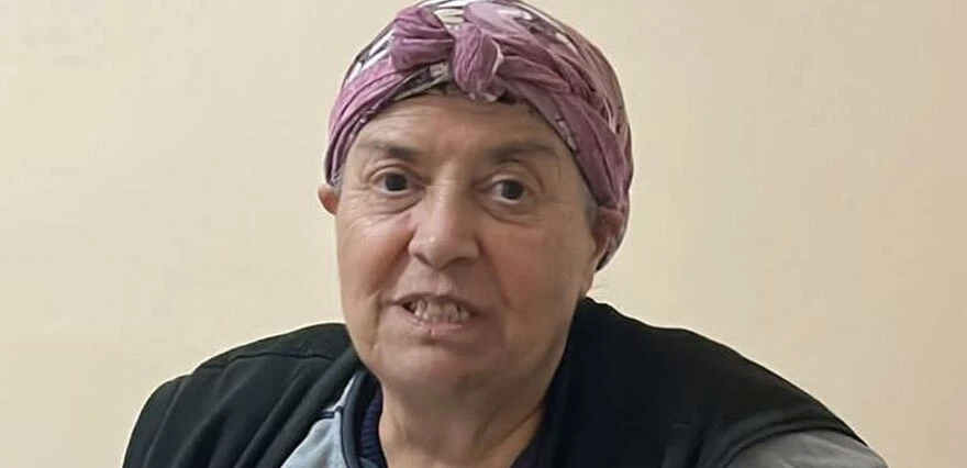 Deprem sonrası yarım kalan hikayeler: Sağlık çalışanı nöbet değiştirdi hayatta kaldı, ailesini kaybetti