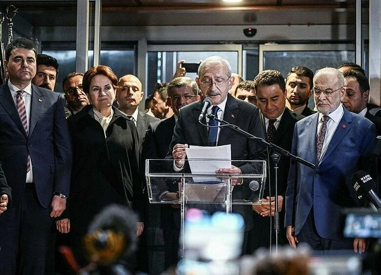 Dünya basını muhalefetteki krizi yazdı: Anlaşmazlık Cumhurbaşkanı Erdoğan'a yardımcı oluyor
