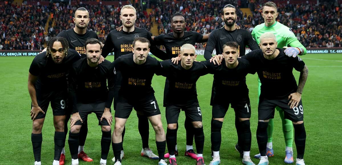 Galatasaray&#039;a iki yıldızından kötü haber