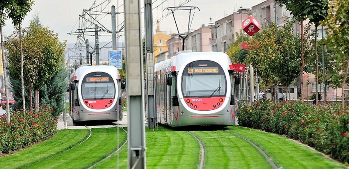 Minibüs Caddesi&#039;ne tramvay! İstanbul&#039;a yeni raylı sistem geliyor