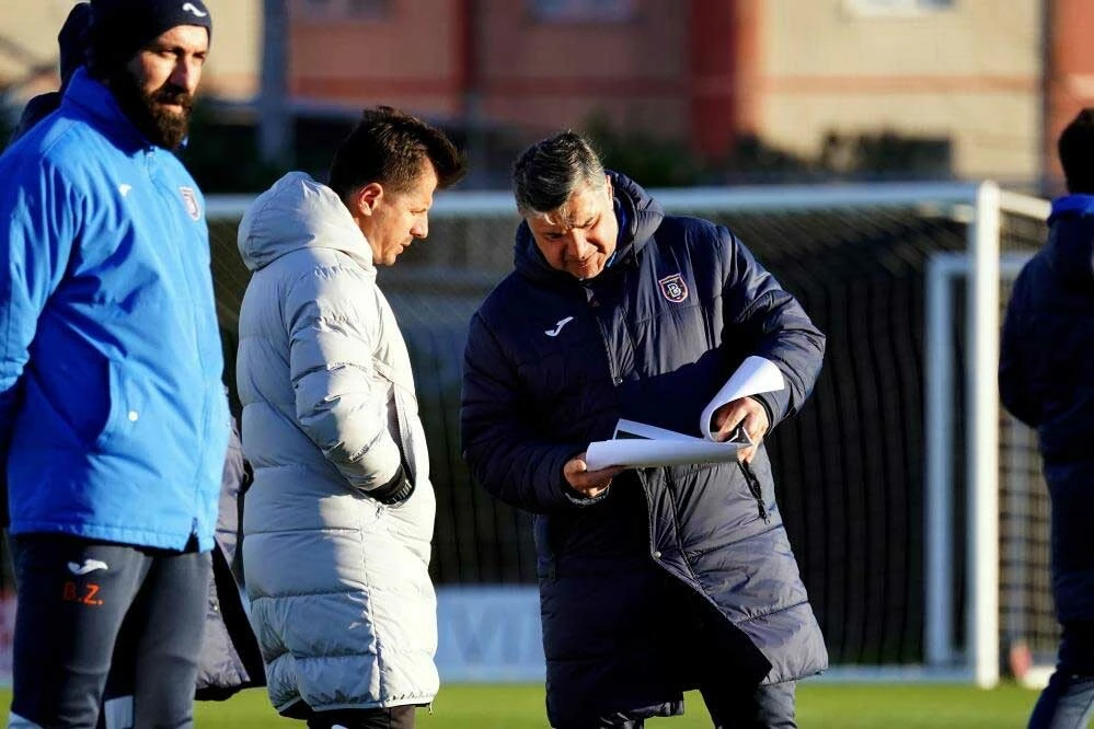 Emre Belözoğlu: Edilen küfürler şerefli bir davranış değil