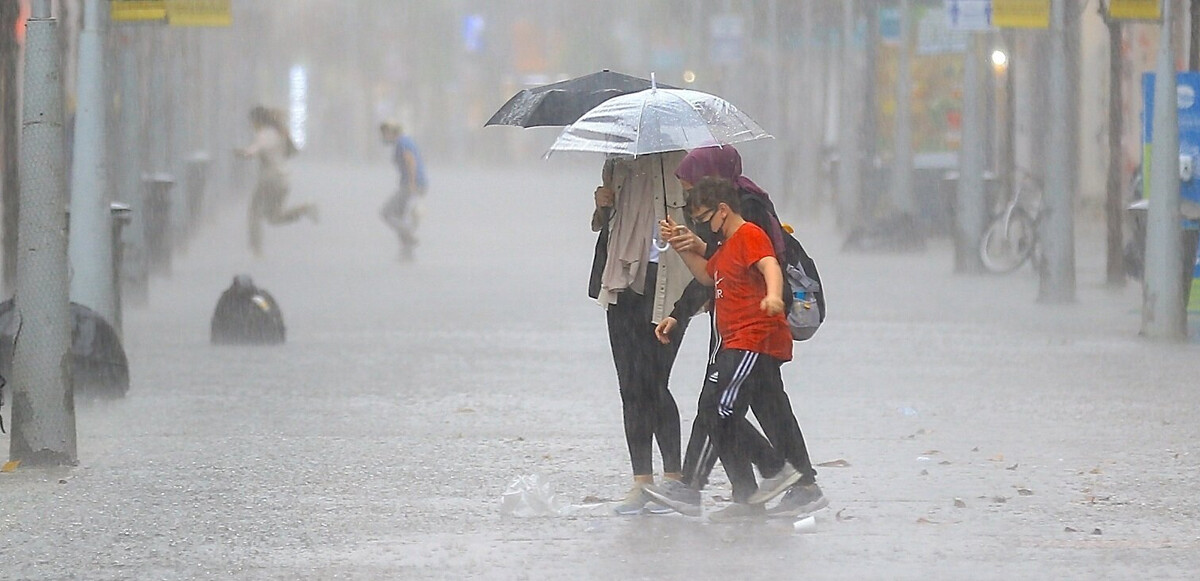 Meteoroloji&#039;den Antalya için turuncu kodlu uyarı! &#039;Çok kuvvetli&#039; geliyor