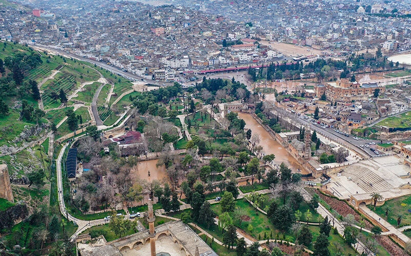 Önce deprem sonra sel! 3 ay önce törenle açılan Abide Kavşağı suya gömüldü: Acı bilanço ağırlaşıyor