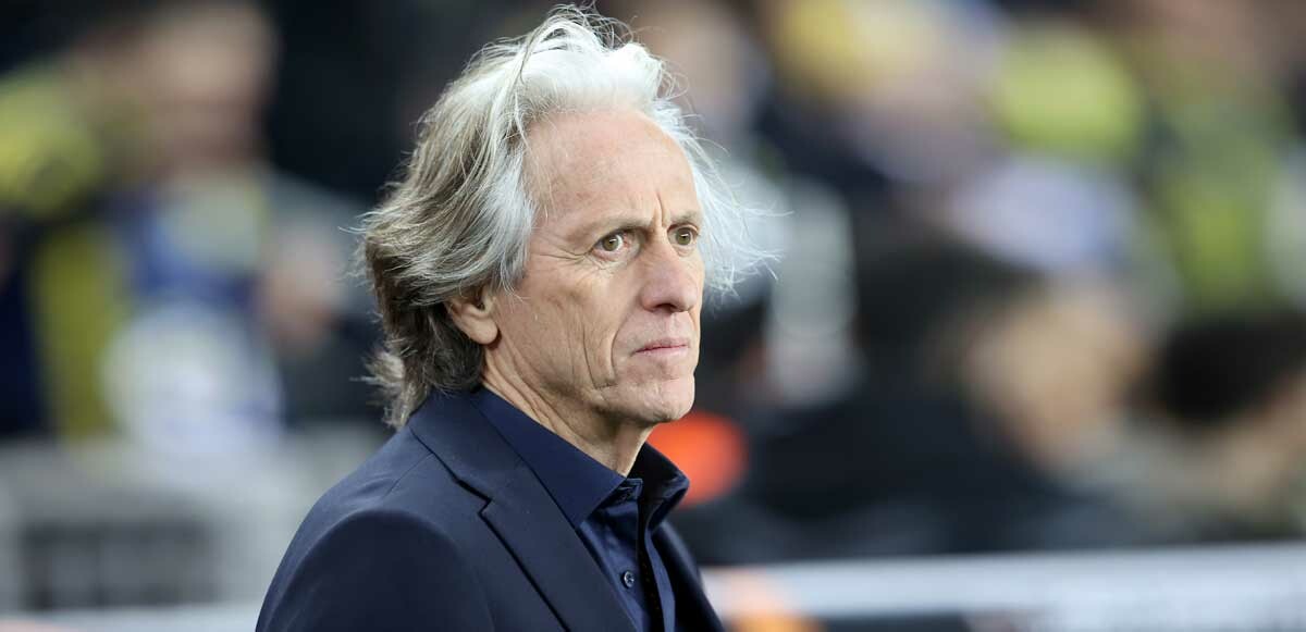 Jorge Jesus&#039;tan olay sözler: &quot;Türkiye’de maçlar sahada değil masada kazanılıyor&quot;