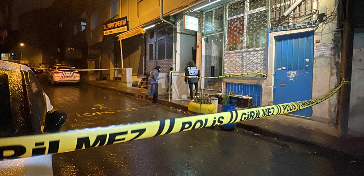 Beyoğlu&#039;nda dernek lokaline silahlı saldırı