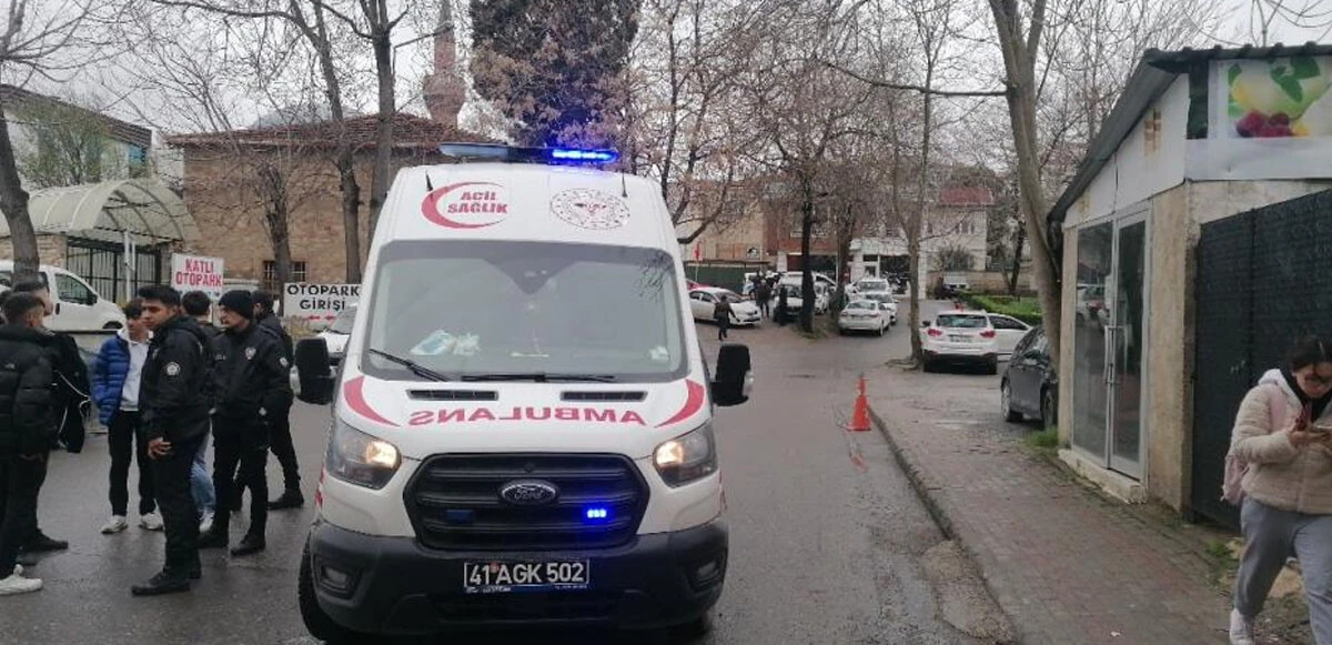 İki grup arasındaki tartışma kanlı bitti