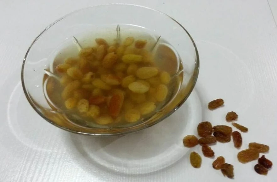 Ramazan ayının vazgeçilmezi üzüm hoşafı tekrar gündemde! 15 dakika hazır üzüm hoşafı tarifi!