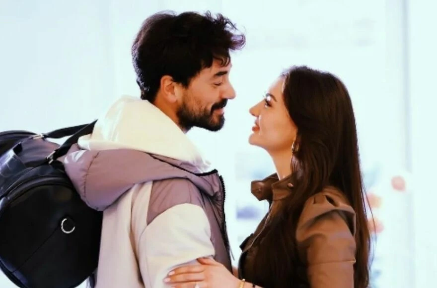 Burcu Özberk ve Gökhan Alkan'lı Kraliçe dizisi başlıyor! Oyuncuların alacakları ücret dudak uçuklattı!