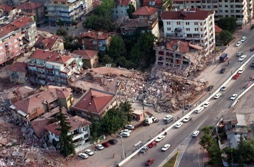 Herkes olası İstanbul depremine odaklanmışken o iller için bombanın pimi çekildi! Her an sallanabilir!