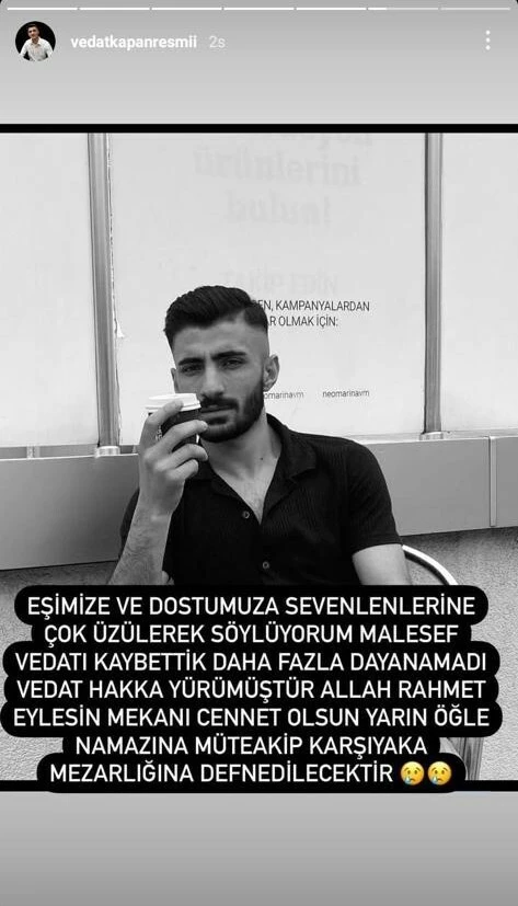 Şaşırtan olay: Sahnede türkü söylerken kendi ölüm haberini aldı