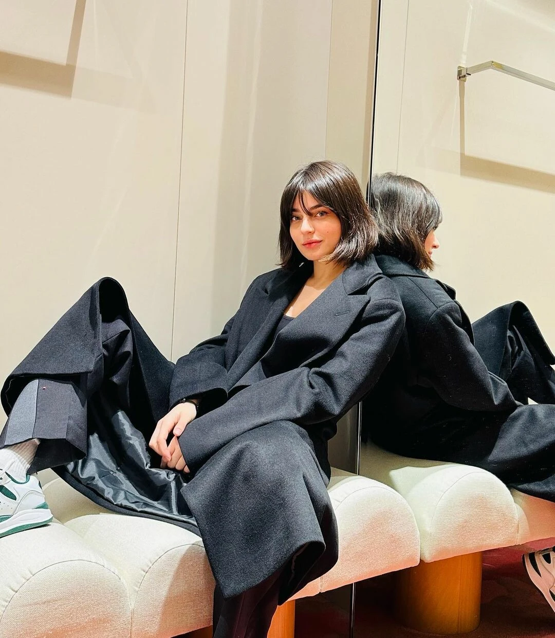 Ayça Ayşin Turan imaj değişikliğine gitti: Saçlarını kısacık kestiren oyuncuya yorum yağdı!