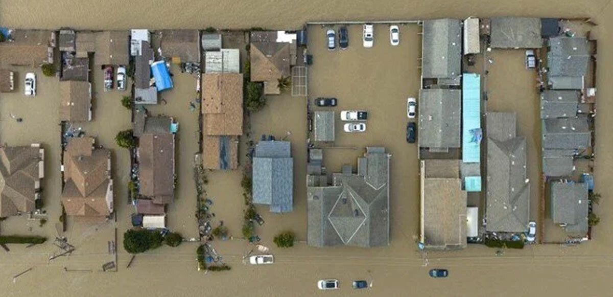 California&#039;da sel felaketi! 2 kişi hayatını kaybetti, binlerce ev elektriksiz kaldı