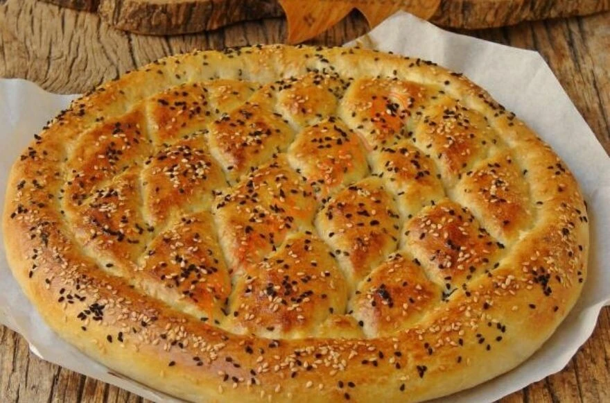 Ramazanda diyet yapanlar dikkat! Ramazan pidesi diyette nasıl tüketilmeli? Ramazan pidesi kaç kalori? Bu hatayı sakın yapmayın!