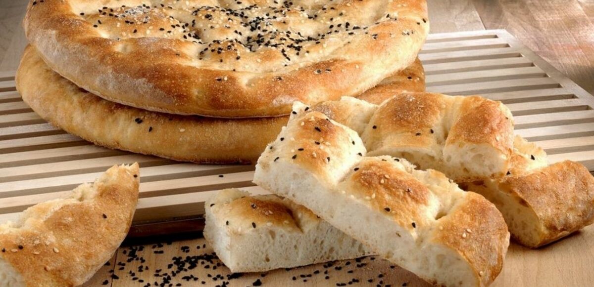 Ramazanda diyet yapanlar dikkat! Ramazan pidesi diyette nasıl tüketilmeli? Ramazan pidesi kaç kalori? Bu hatayı sakın yapmayın!