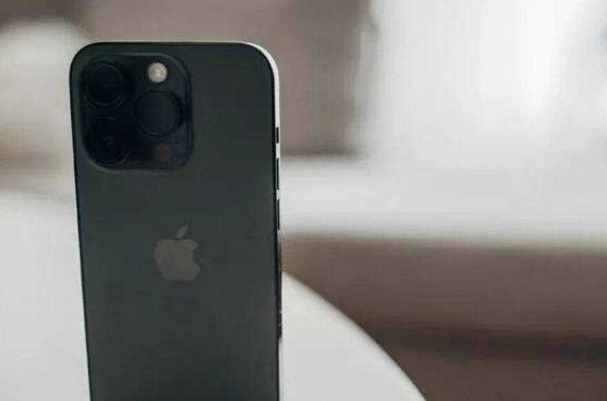 Apple, film endüstrisine damga vurmaya hazırlanıyor! 1 milyar dolar harcayacak!