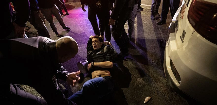 İsrail’de protestolar kontrolden çıktı! Hem sokaklar hem hükümet ortakları sallandı: Binlerce kişi yine meydana indi