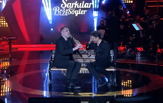 Depremde 11 yakınını kaybeden Uğur Aslan, o anları gözyaşları içinde anlattı!