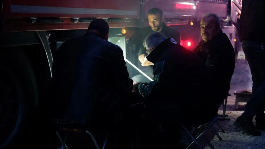 Tır şoförlerinin sınır hattında iftar telaşı: Orucumuzu hep yollarda açıyoruz