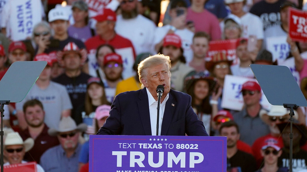 Trump seçim startını verdi! Kendisi hakkındaki soruşturma yürüten savcılara sert sözlerle yüklendi