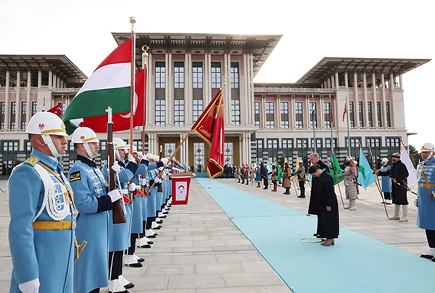 Erdoğan'dan Avrupa ülkelerine tahıl koridoru uyarısı: Ben de Putin de rahatsızız Erdoğan'dan Avrupa ülkelerine tahıl koridoru uyarısı: Ben de Putin de rahatsızız