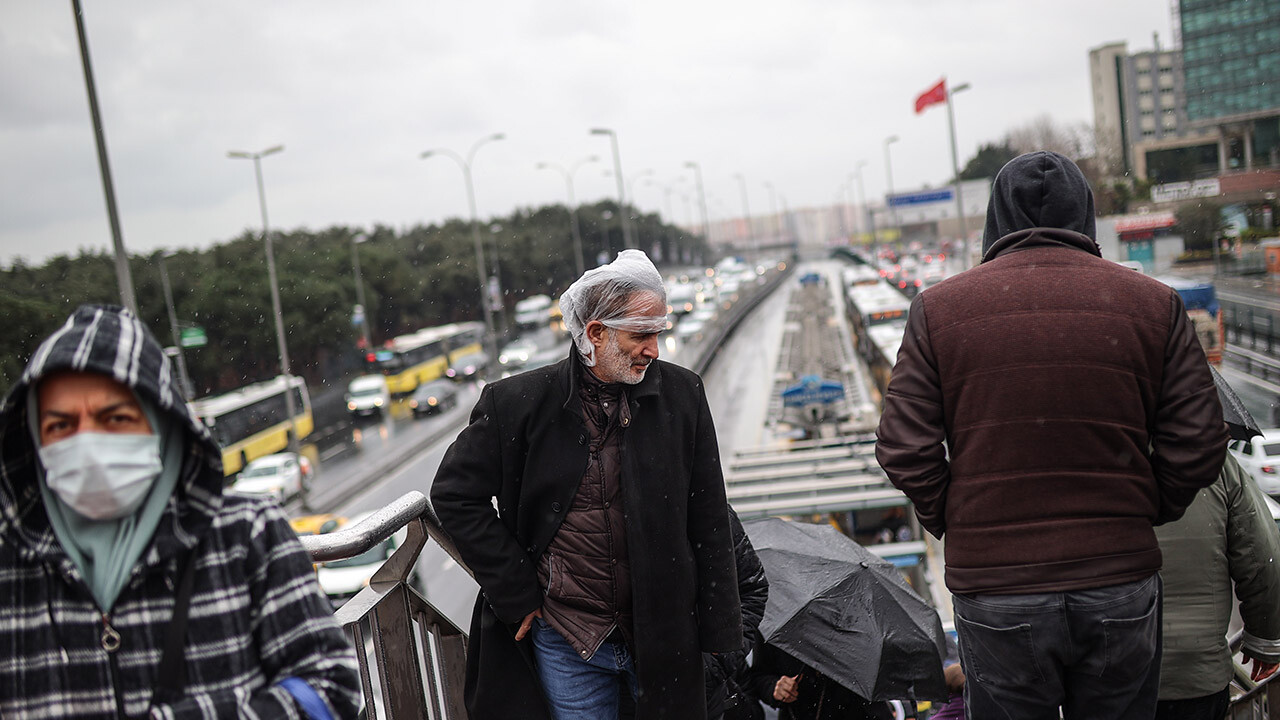 Yağışlar aralıksız sürüyor! Sağanak ve kar şiddetini artıracak! Meteoroloji’den peş peşe uyarı geldi