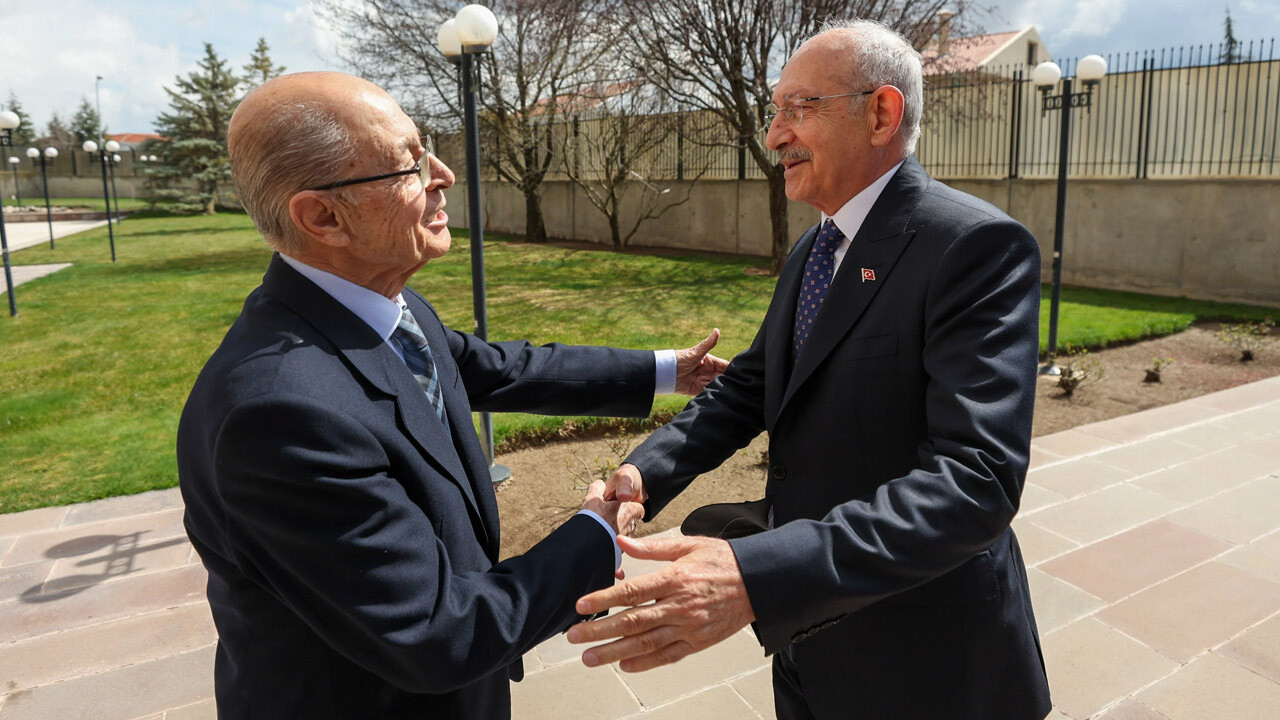 Ahmet Necdet Sezer&#039;den Kılıçdaroğlu&#039;na destek: Başarılı olmasını diliyorum