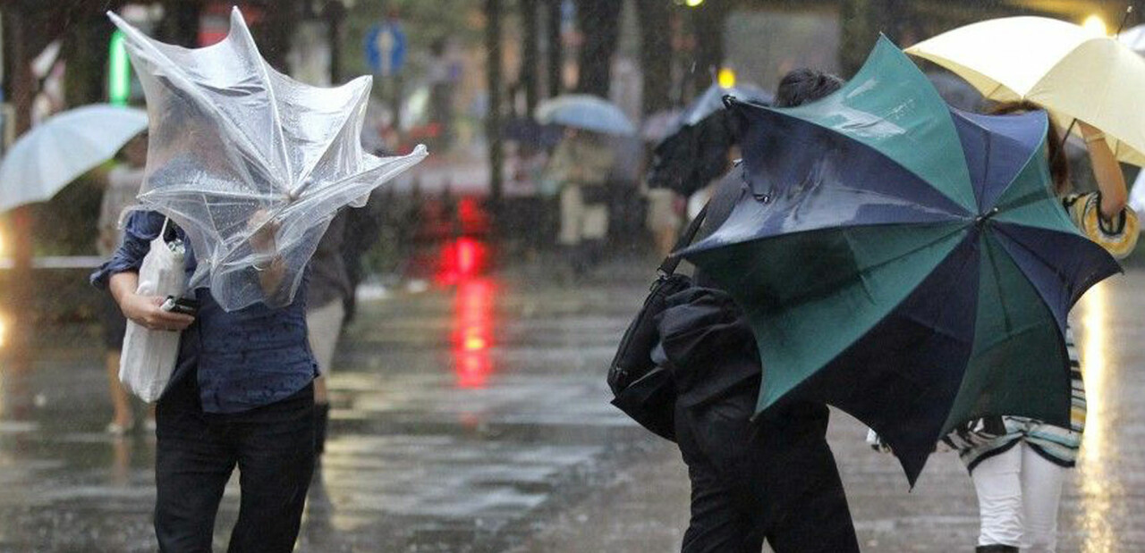 10 kent için uyarı! Rüzgarın hızı 70 kilometreyi bulacak! İşte hava durumu tahminleri