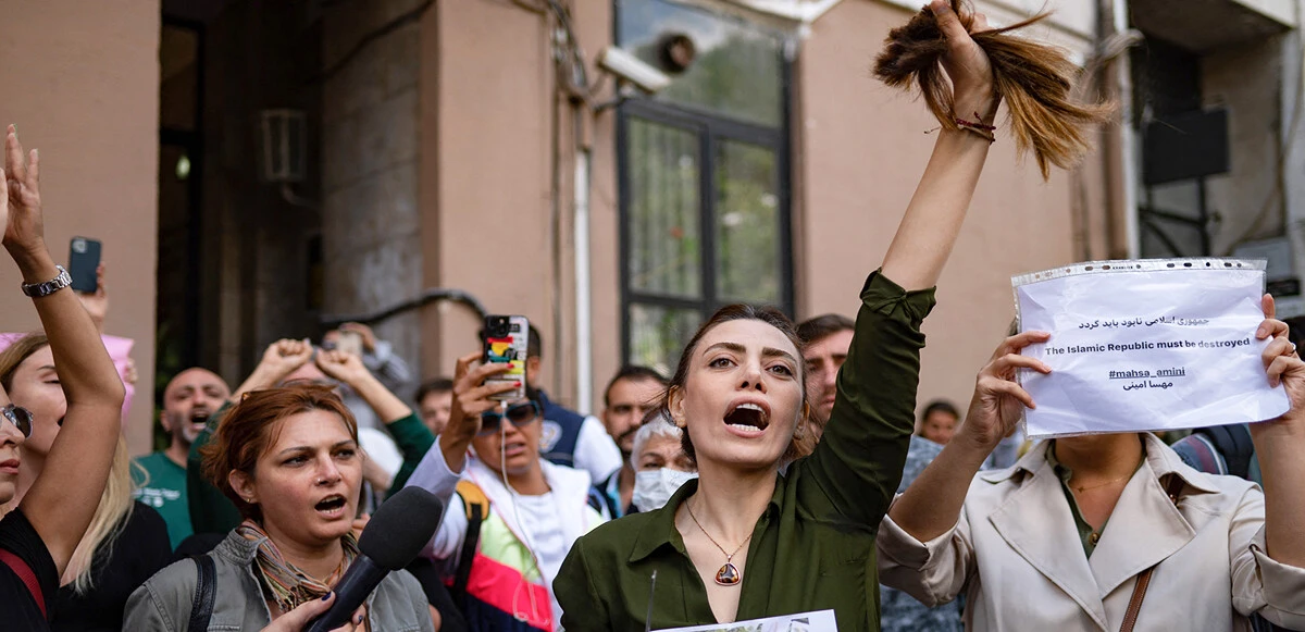 İran’da başörtüsü yasasına uymayan kadınlar cezalandırılacak
