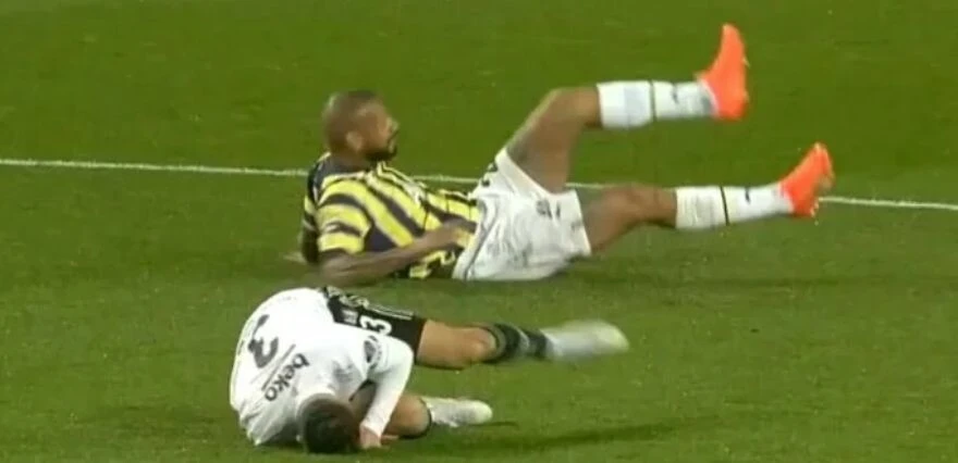 Derbide Beşiktaş'a Tayyip Talha şoku